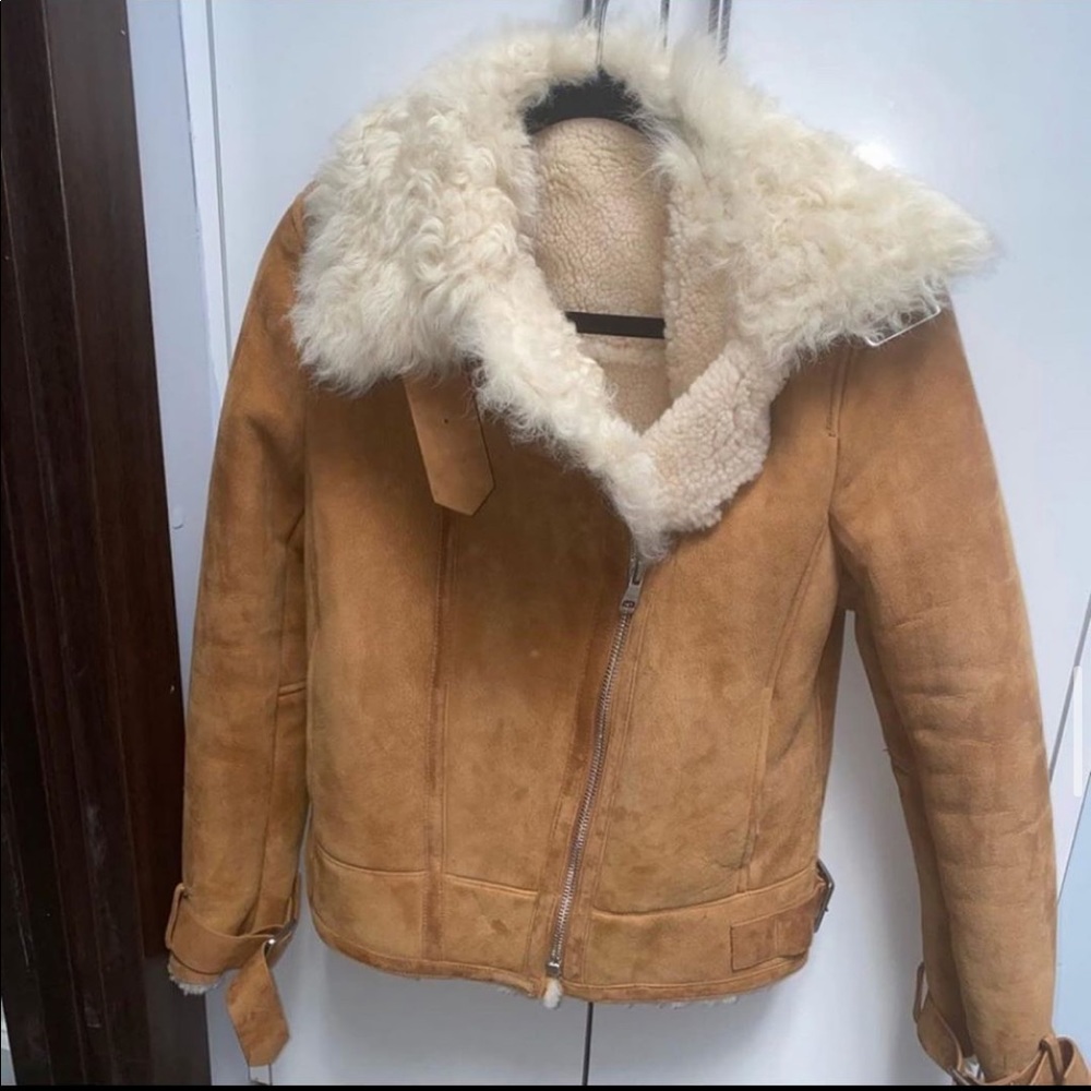 Beautiful Intuition shearling jacket! Size 36